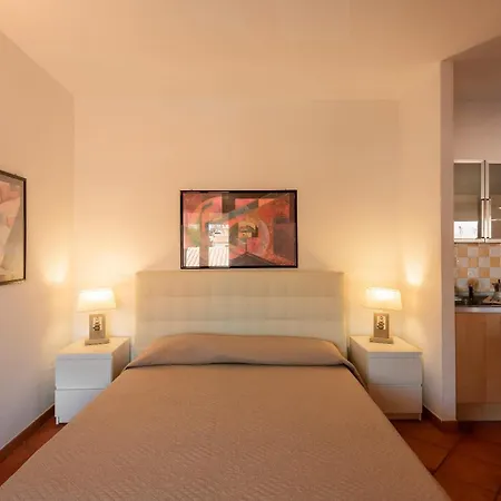 Relaxing Cristal Blu Sleeps 3