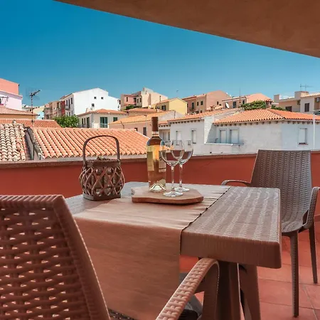 Relaxing Cristal Blu Sleeps 3