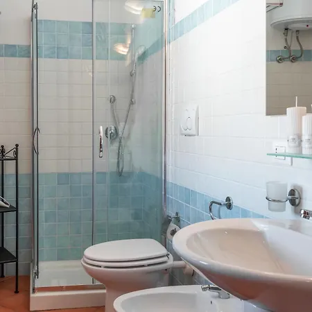 Relaxing Cristal Blu Sleeps 3 شقة *