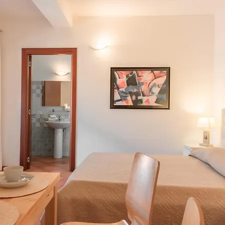 Relaxing Cristal Blu Sleeps 3